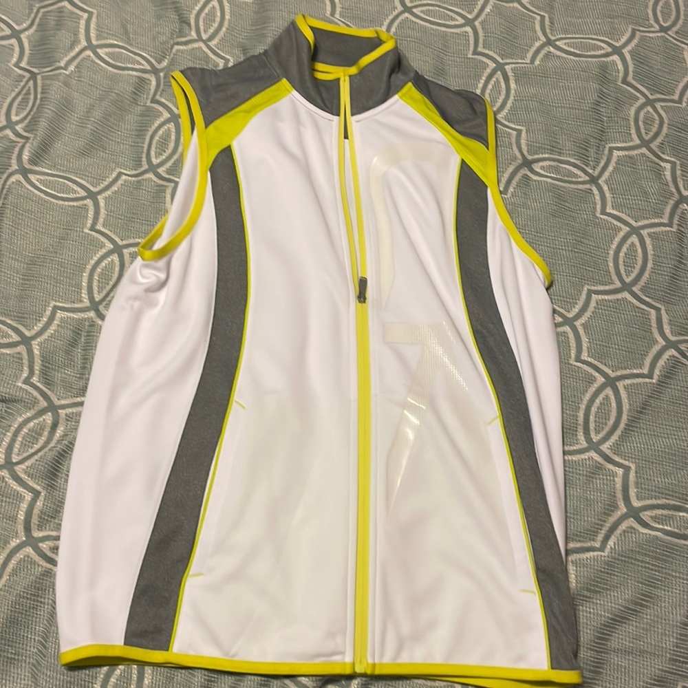Brand new Calvin Klein performance vest men’s size medium